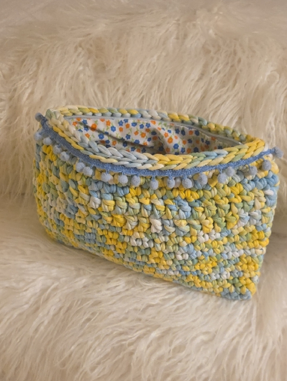 Handwoven Pastel Yellow & Blue Crochet Wristlet Clutch 10.5×7 Inches - Picture 7 of 8
